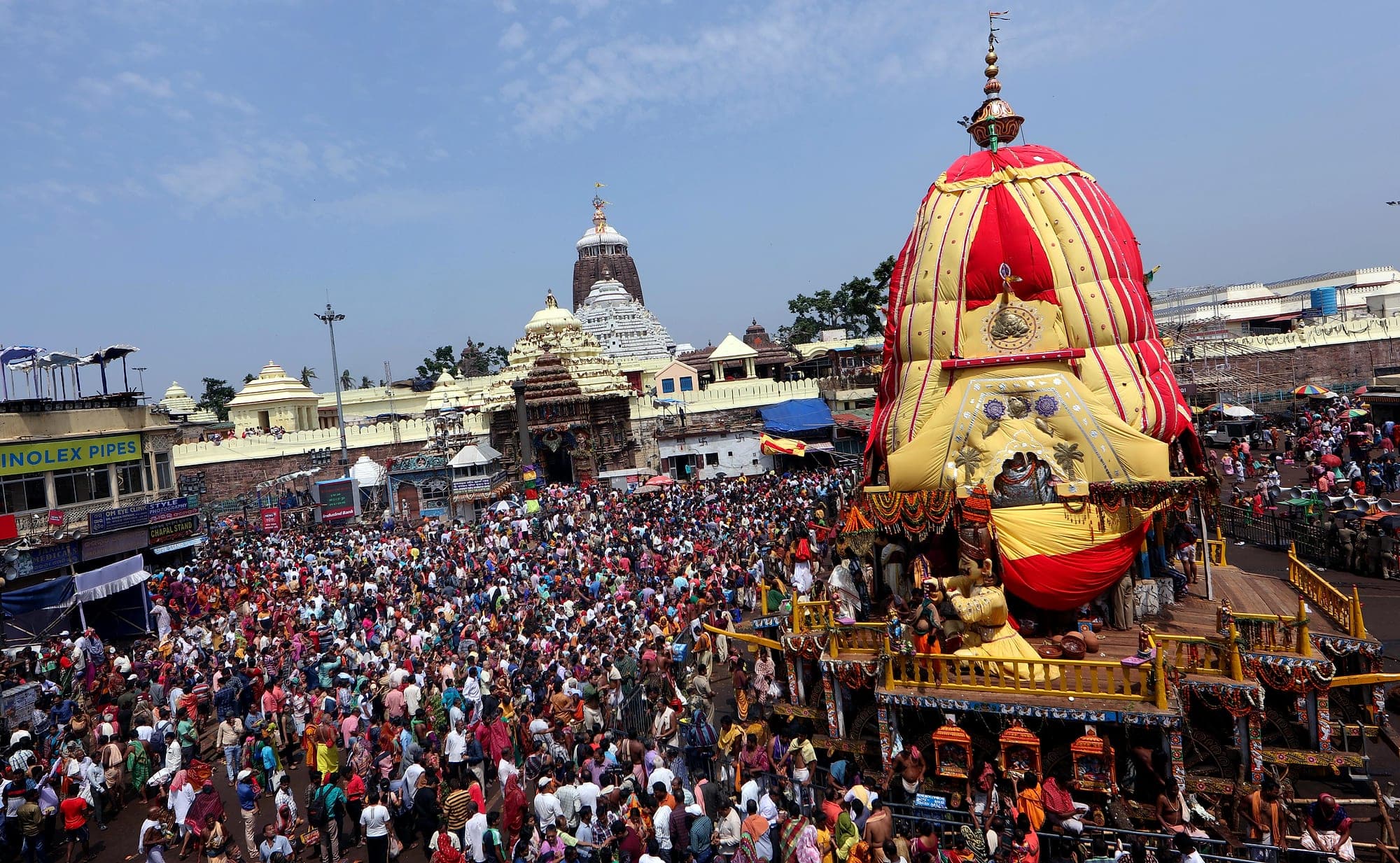 The chariot and crowds during the Rath Yatra at Puri
