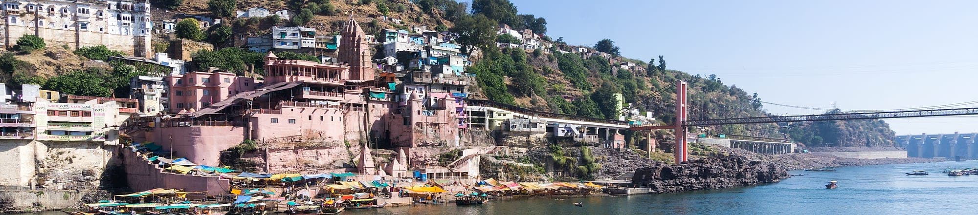 The temple town of Omkareshwar on its island in the Narmada